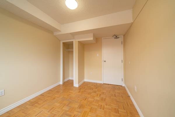 D-331 Spruce Street, Waterloo, ON, N2L 3M6 - 16