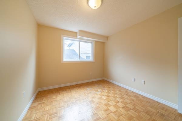 D-331 Spruce Street, Waterloo, ON, N2L 3M6 - 17