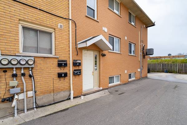 D-331 Spruce Street, Waterloo, ON, N2L 3M6 - 25