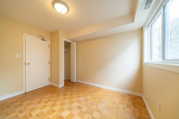 D-331 Spruce Street, Waterloo, ON, N2L 3M6 - 14