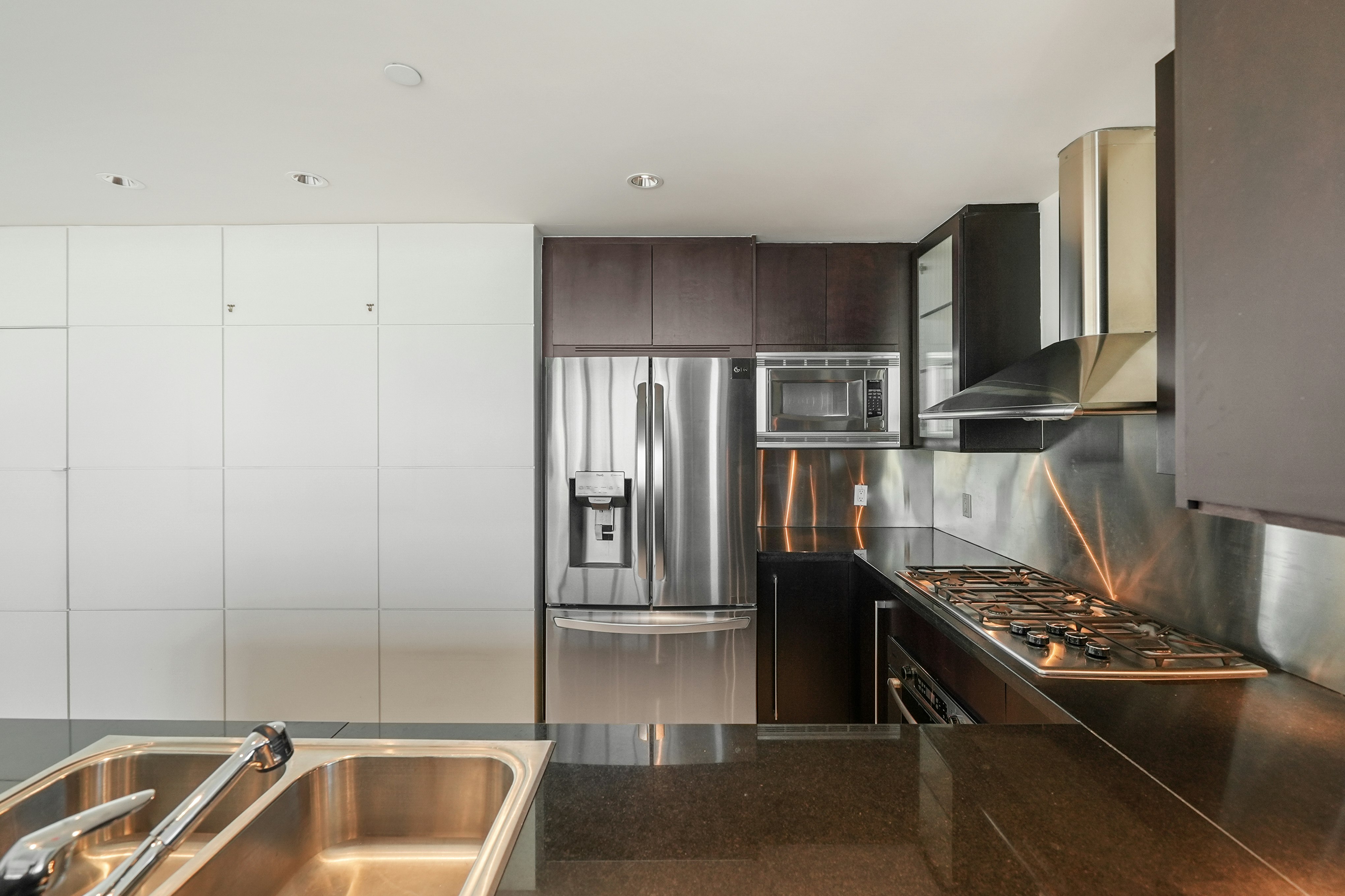 4302-1408 Strathmore Mews, Vancouver, BC, V6Z 3A9 - 3