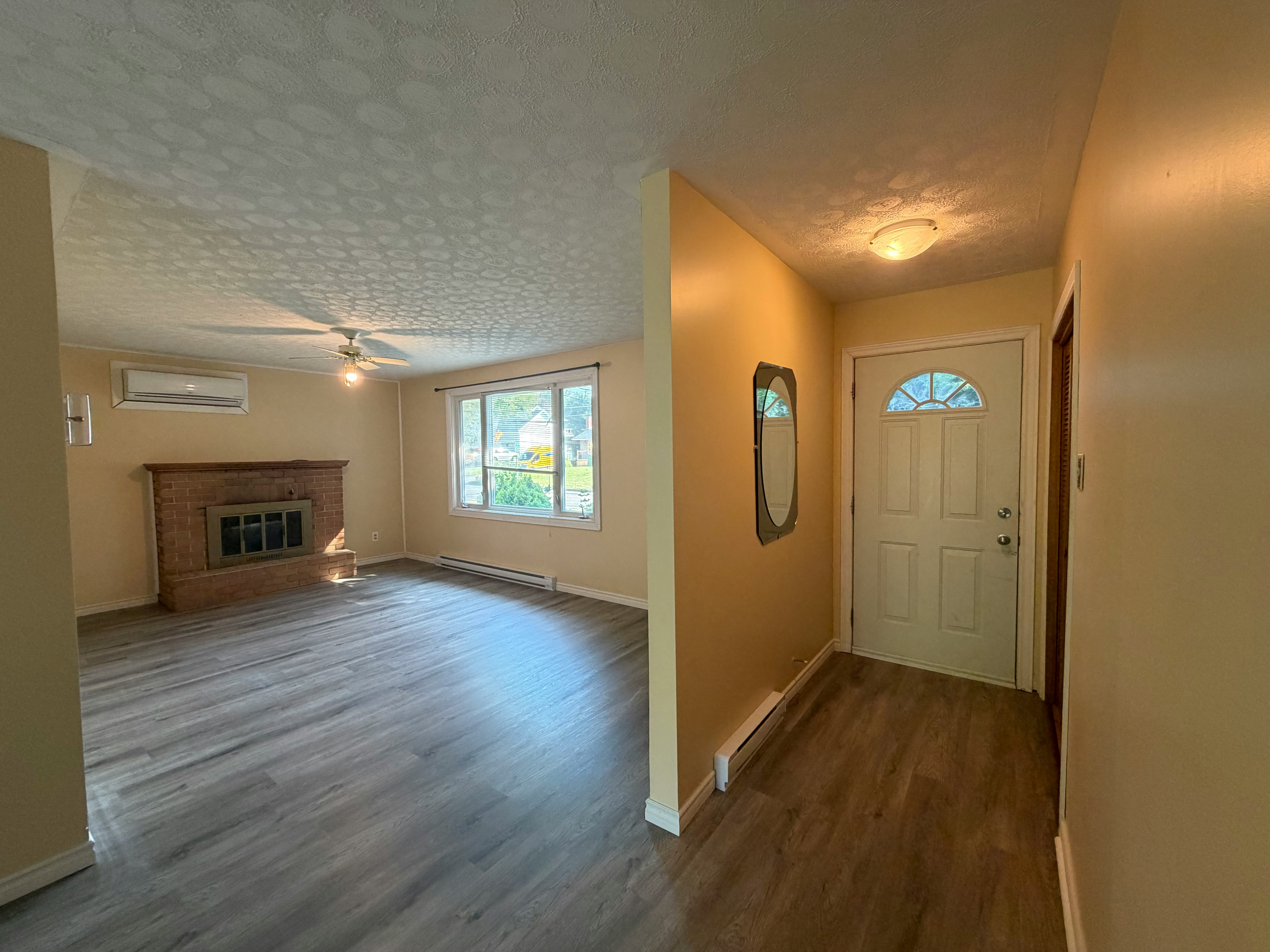 1-221 Montgomery Street, Fredericton, NB, E3B 2X2