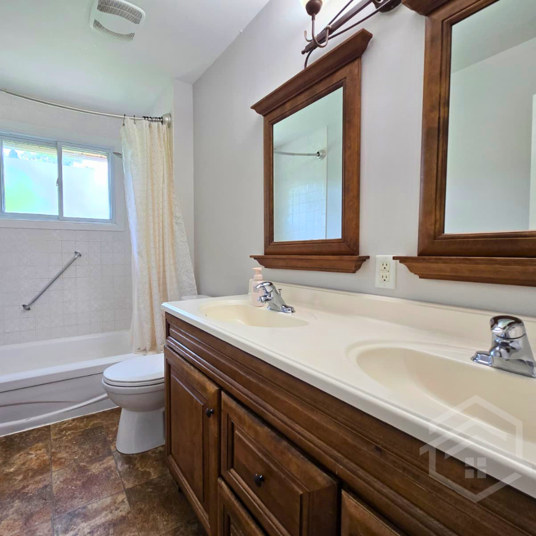 7 Clear Valley Drive, Tillsonburg, ON, N4G 4X9 - 7