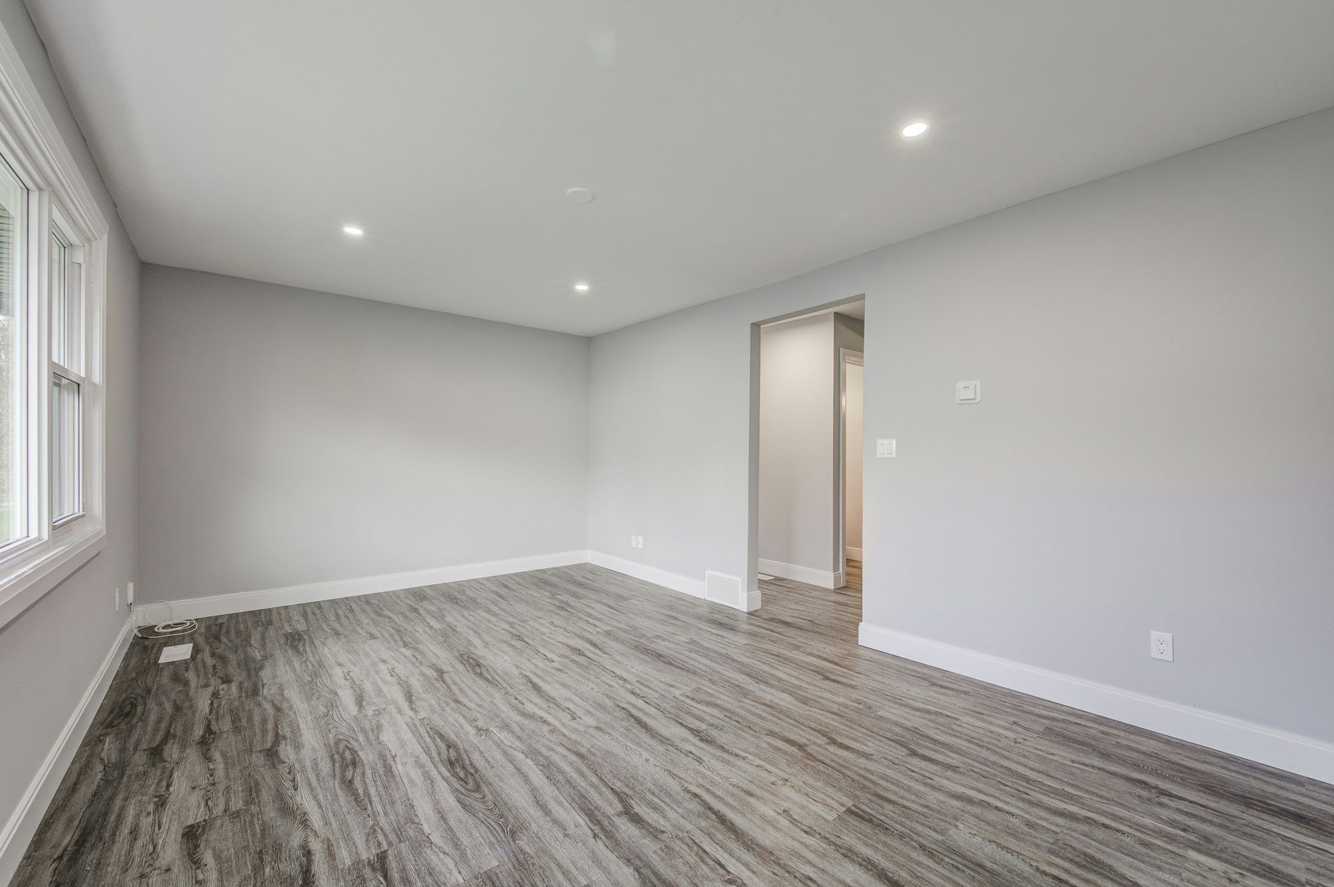 Unit 4-6 Pearl Crescent, Chatham-Kent, ON, N7M 5R8 - 2