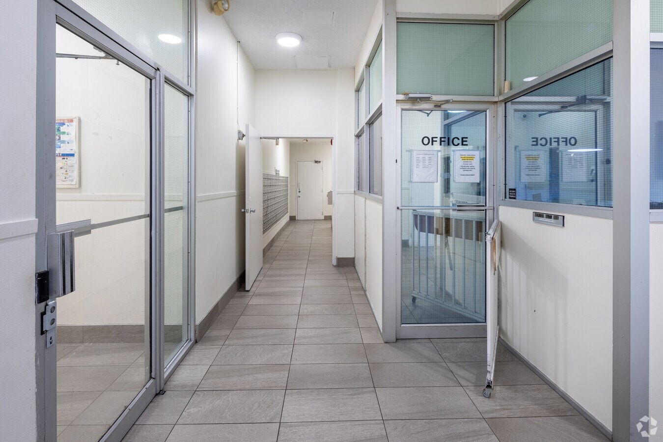 MULTIPLEUNITS-280 Dundas Street East, Toronto, ON, M5A 1Z9 - 2