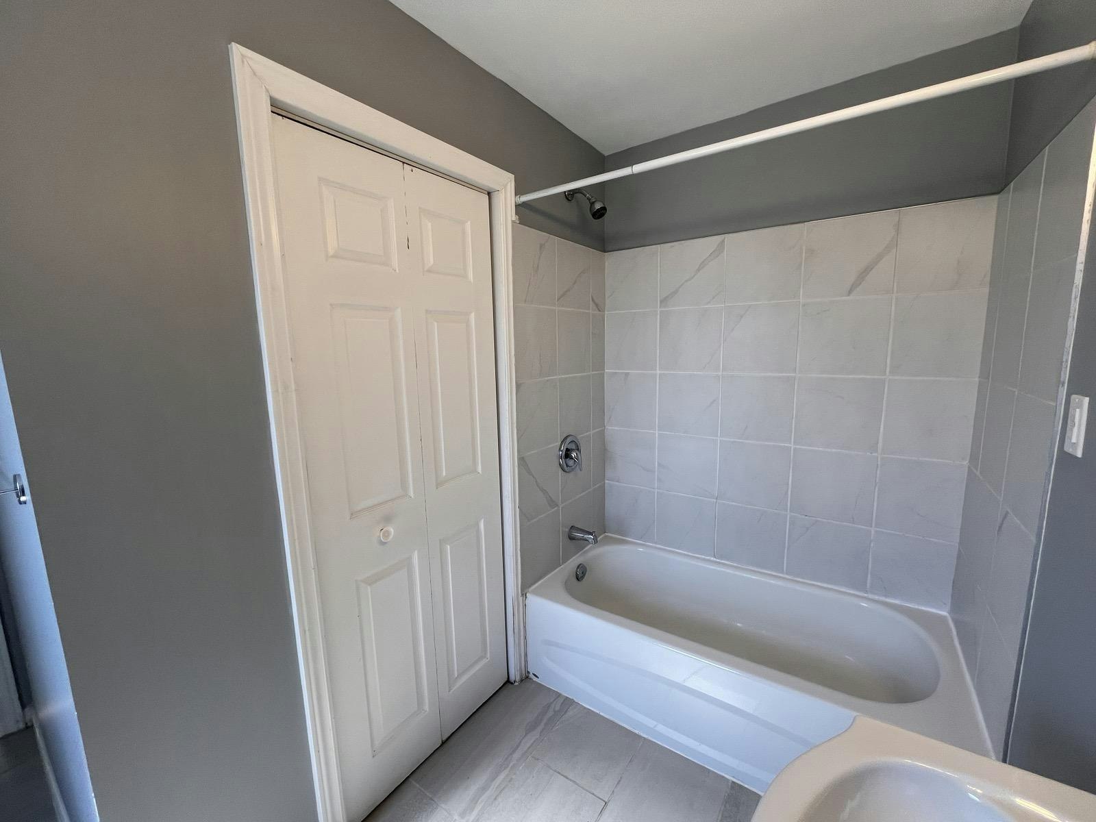 Unit 2-353 Frood Road, Greater Sudbury, ON, P3C 4Z7 - 11