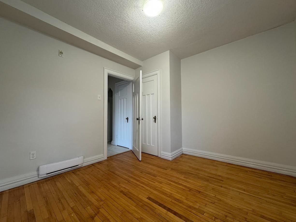 402-101 Church Street, Kitchener, ON, N2G 2S3 - 4