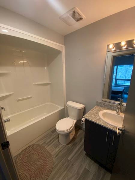 G115-275 Larch Street, Waterloo, ON, N2L 3R2 - 5