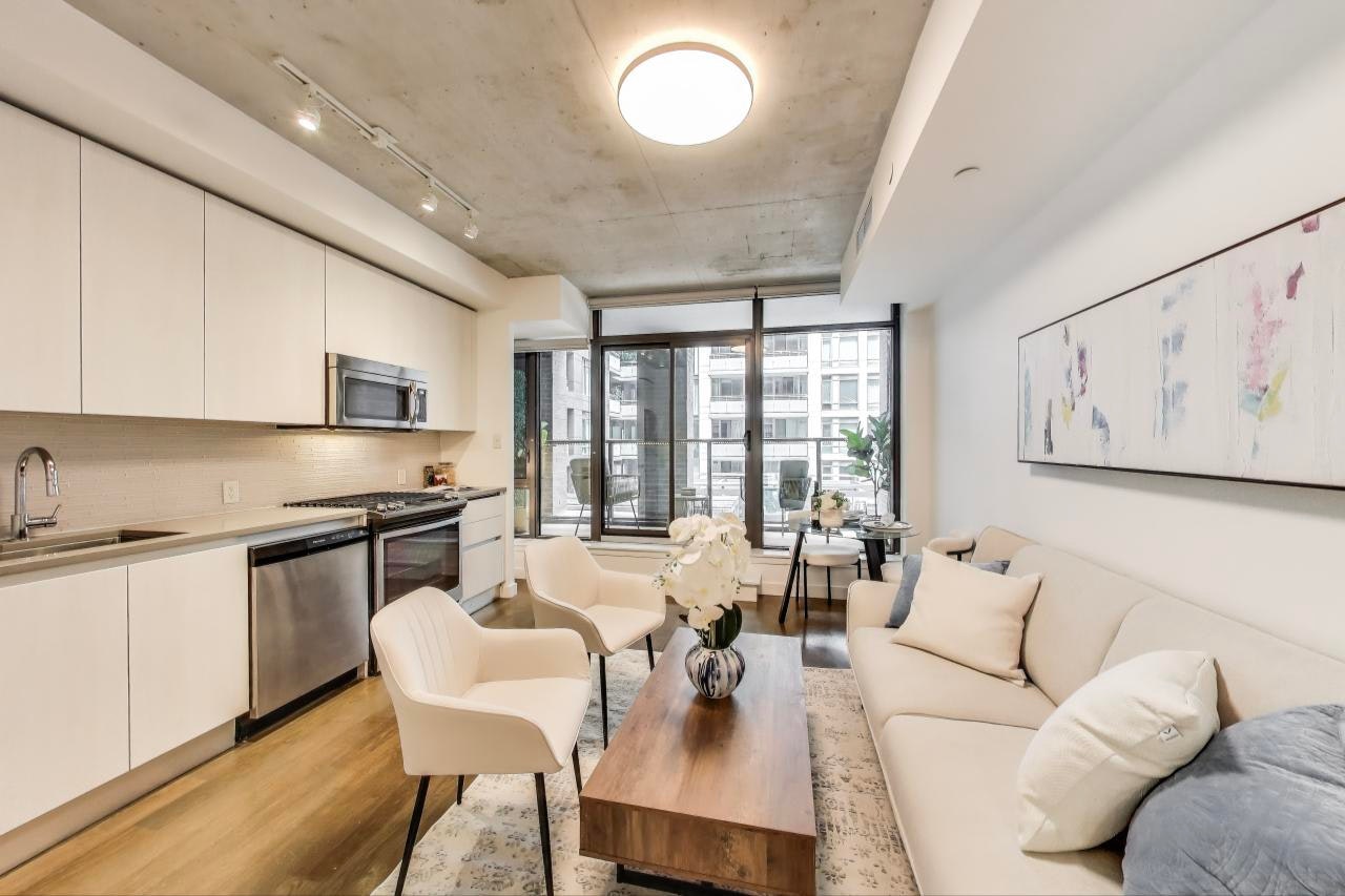 1-111 Bathurst Street, Toronto, ON, M5V 0M9 - 19