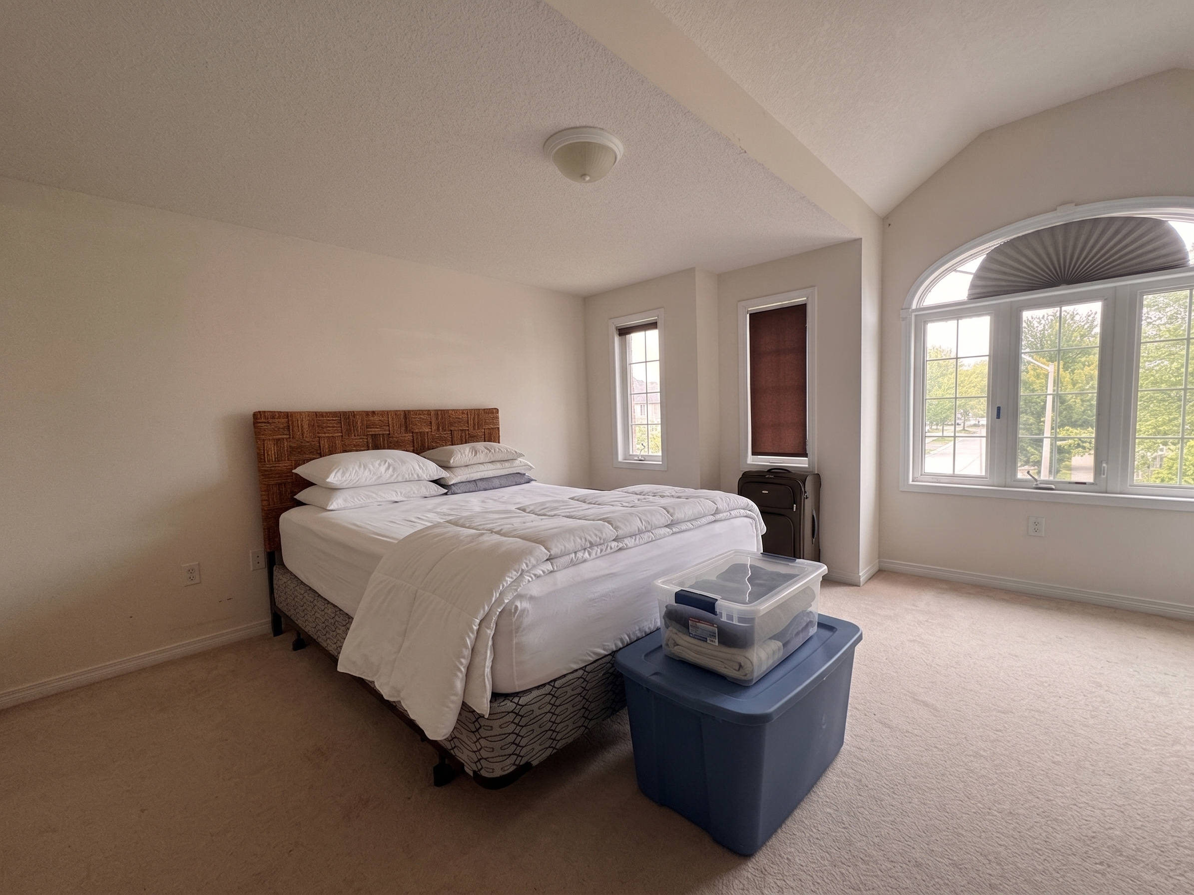 648 Winterberry Avenue, Waterloo, ON, N2V 2X4 - 2