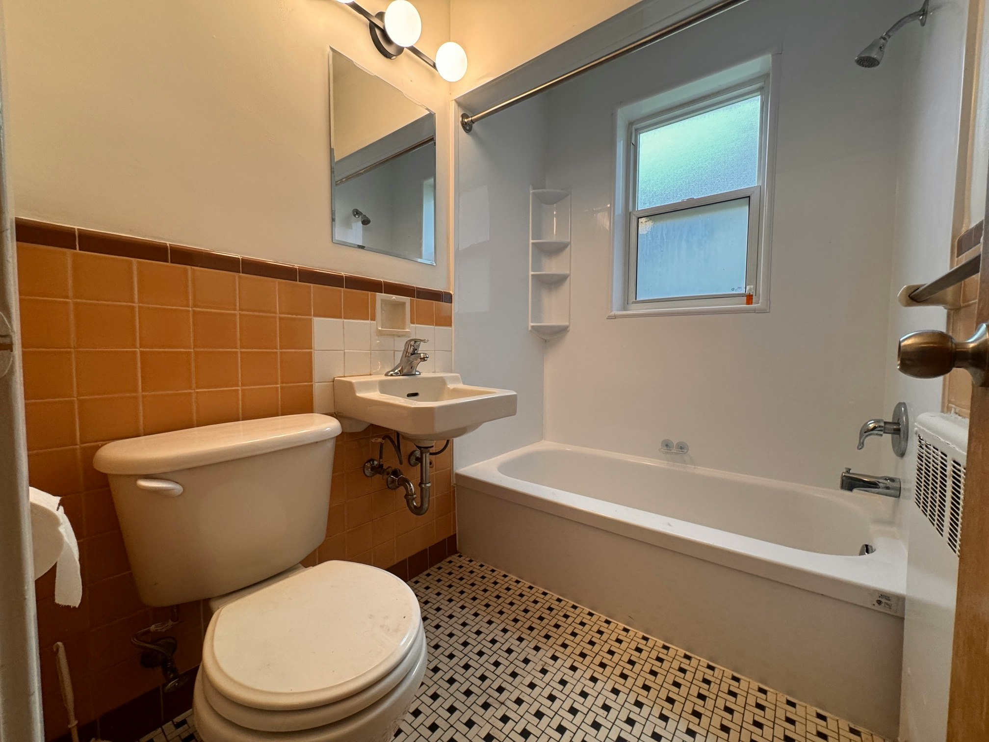 2-15 Floral Crescent, Kitchener, ON, N2G 3B3 - 7
