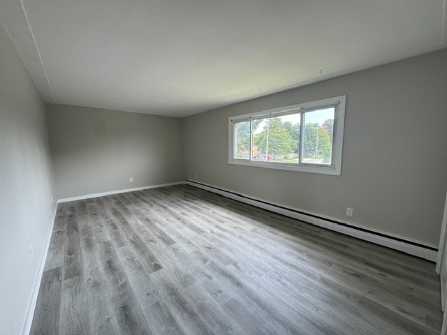 5-142 Fourth Avenue, Kitchener, ON, N2C 1P1 - 2
