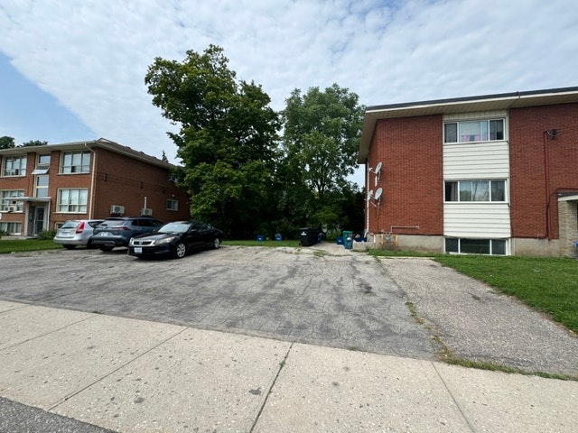 5-142 Fourth Avenue, Kitchener, ON, N2C 1P1 - 14
