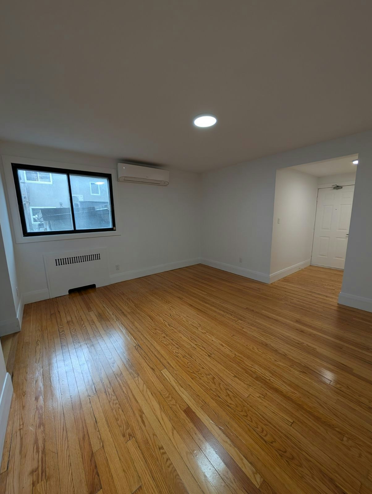 Main-324 Laurier Avenue East, Ottawa, ON, J9H 2P8 - 5