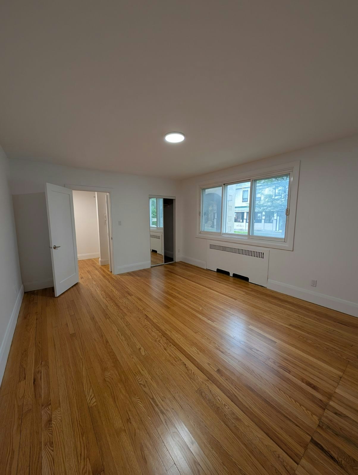 Main-324 Laurier Avenue East, Ottawa, ON, J9H 2P8 - 14