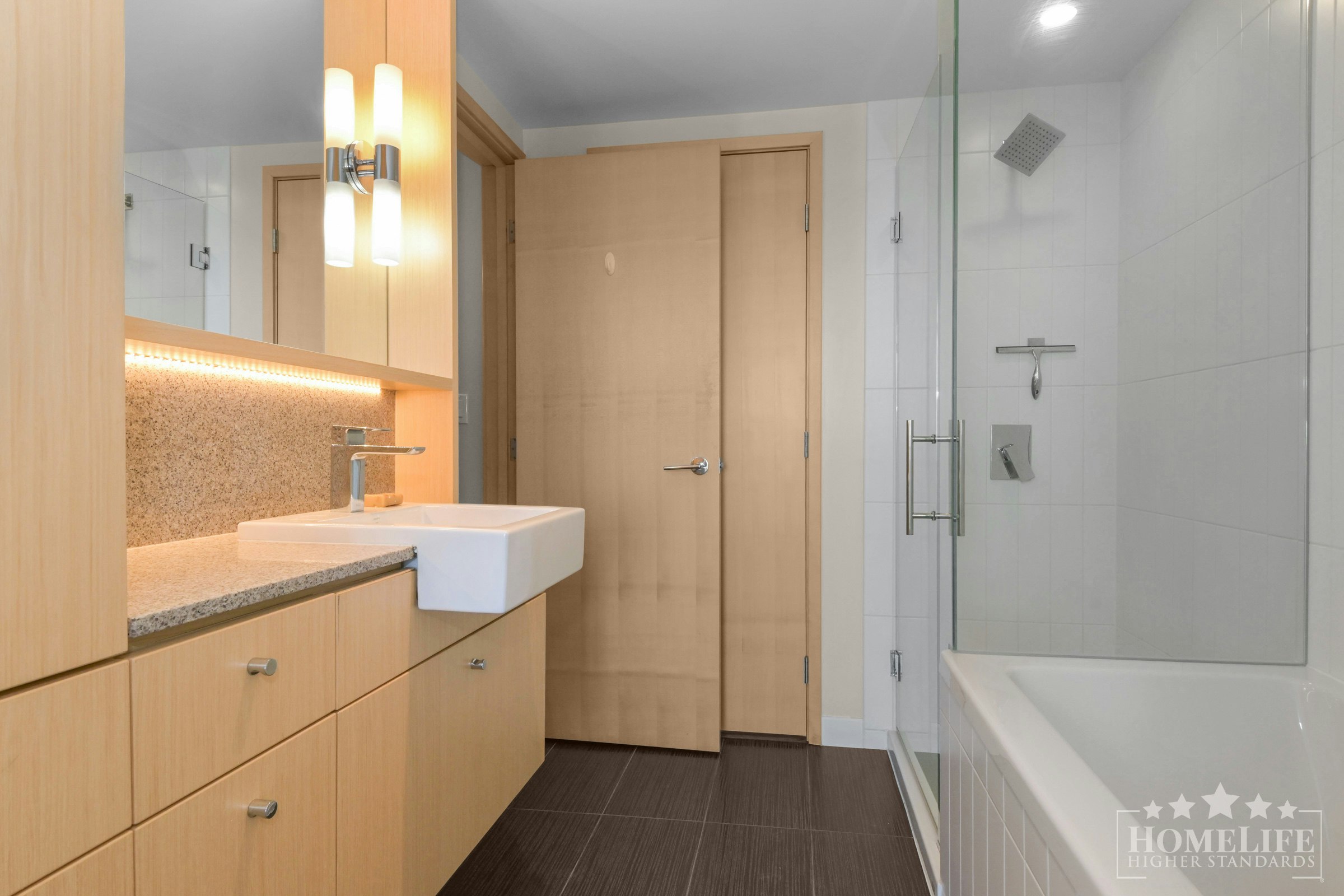 4705-13495 Central Avenue, Surrey, BC, V3T 0K2 - 11