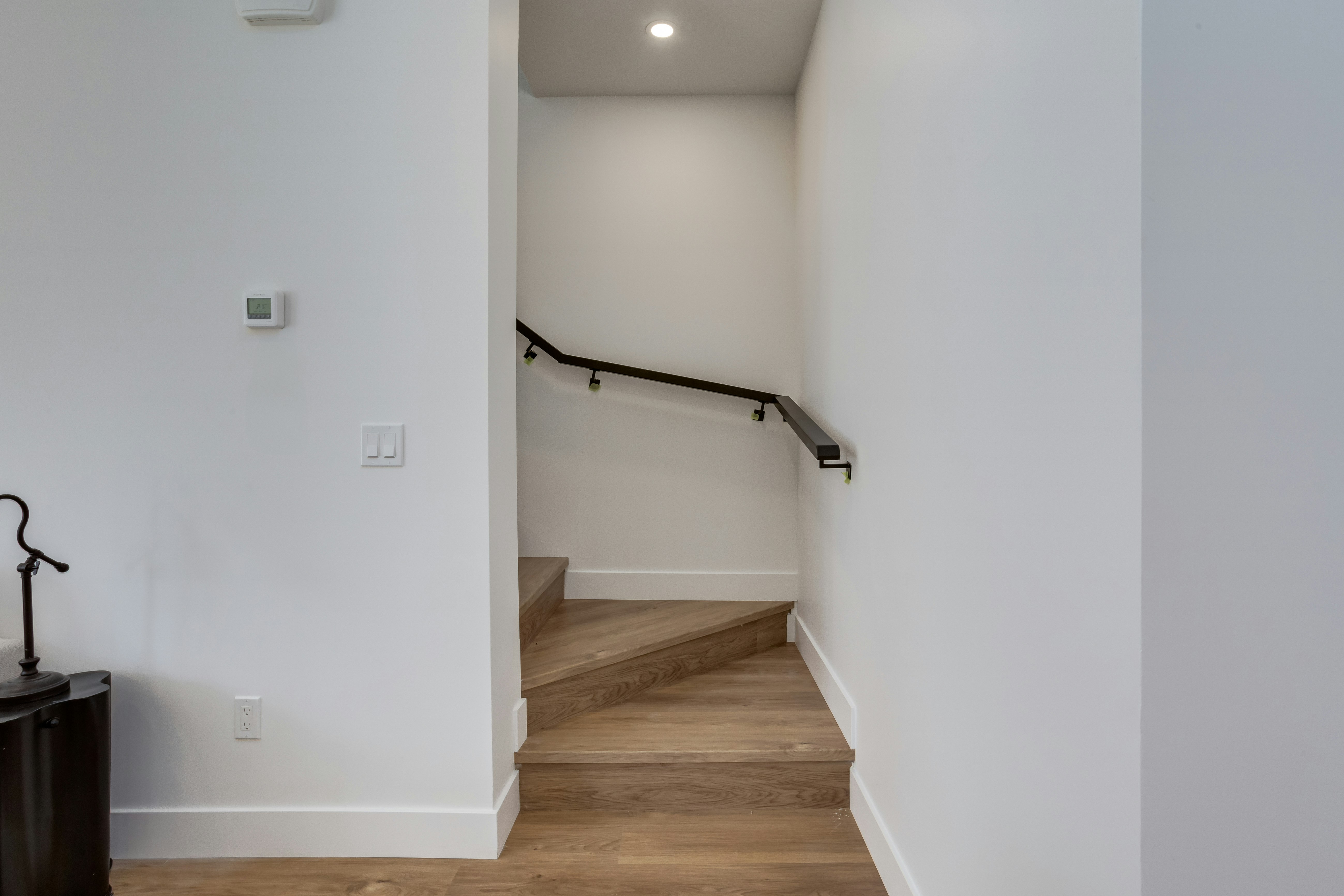 103-2825 17 Street Southwest, Calgary, AB, T2T 6T5 - 14