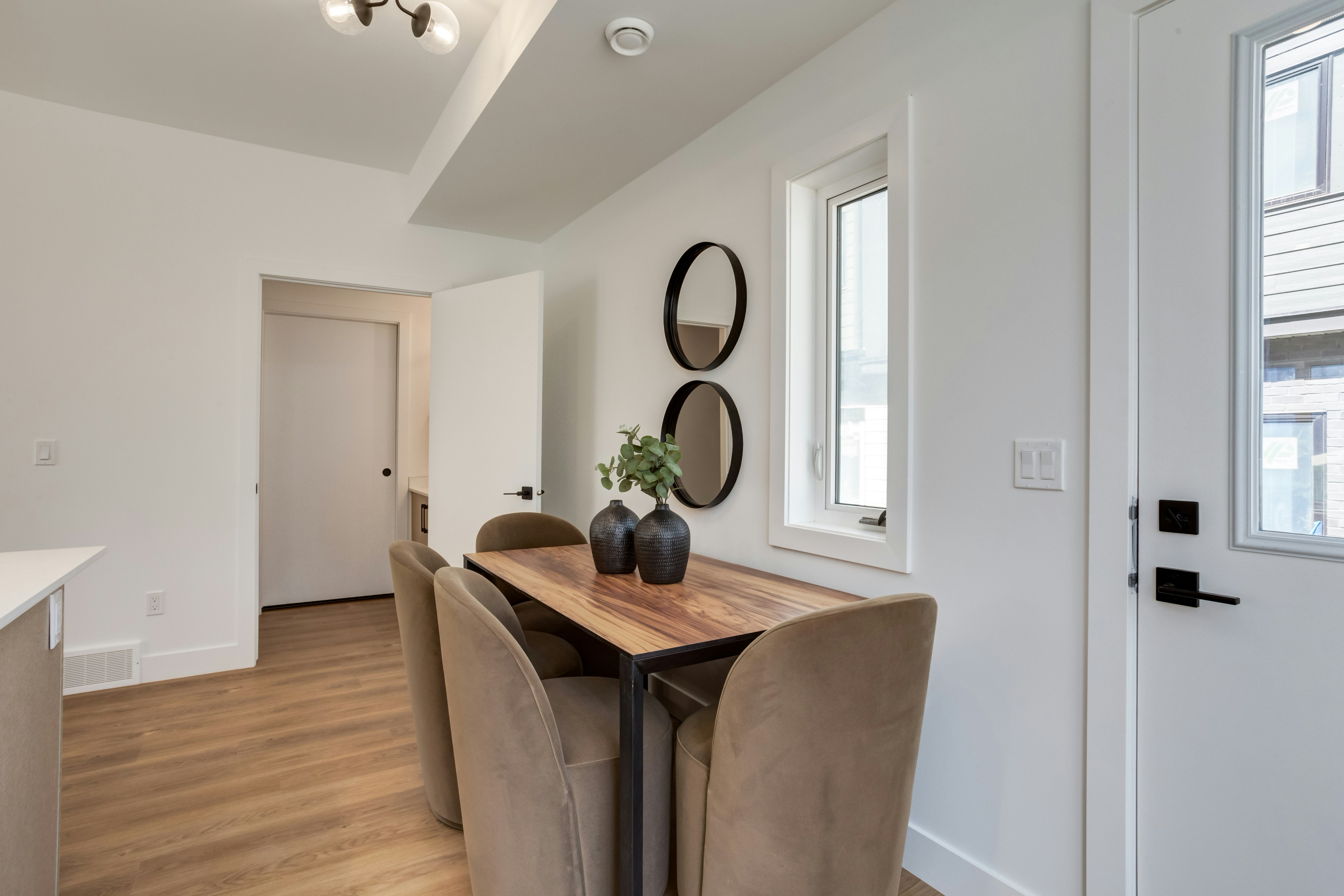 101-2825 17 Street Southwest, Calgary, AB, T2T 6T5 - 12