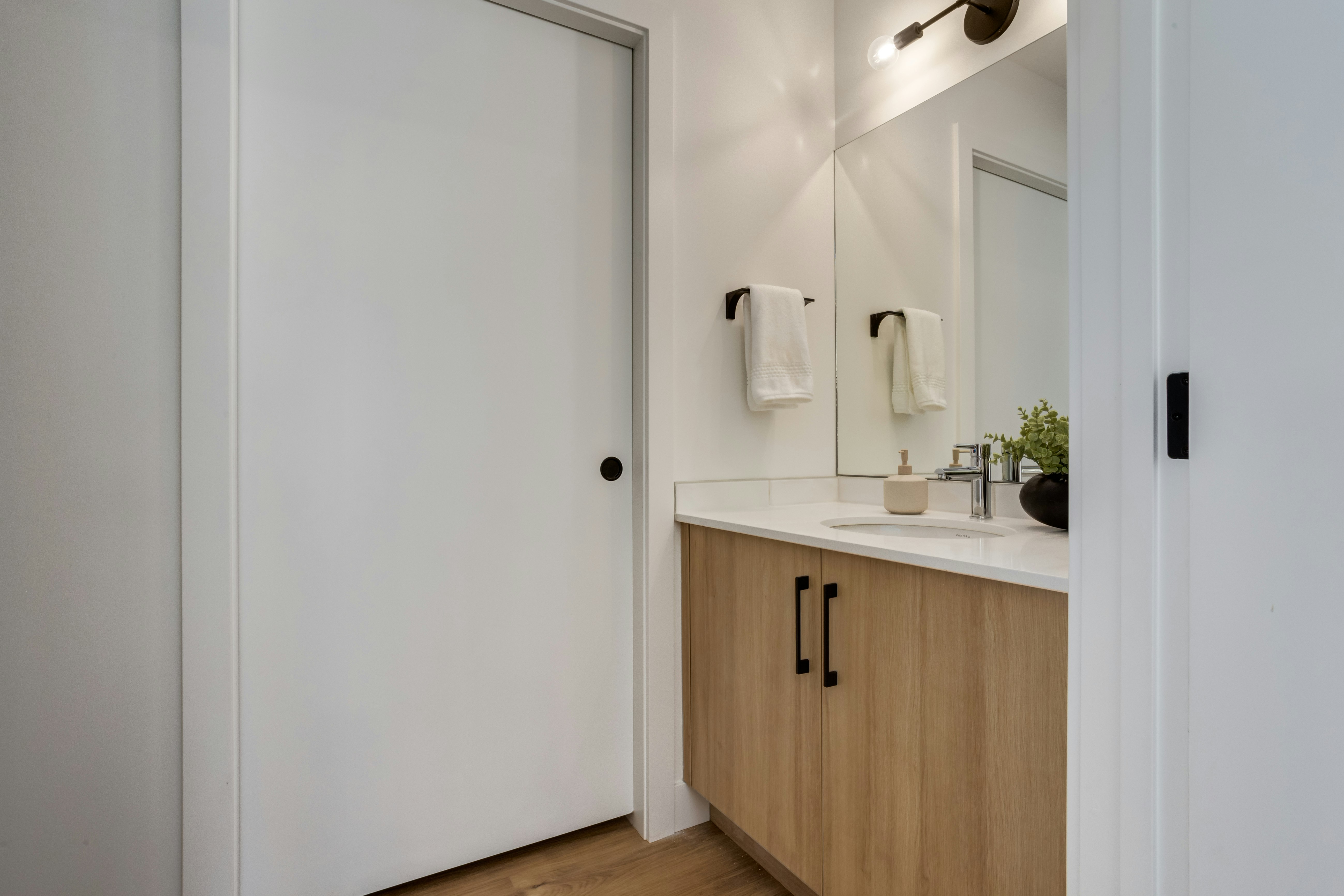 101-2825 17 Street Southwest, Calgary, AB, T2T 6T5 - 13