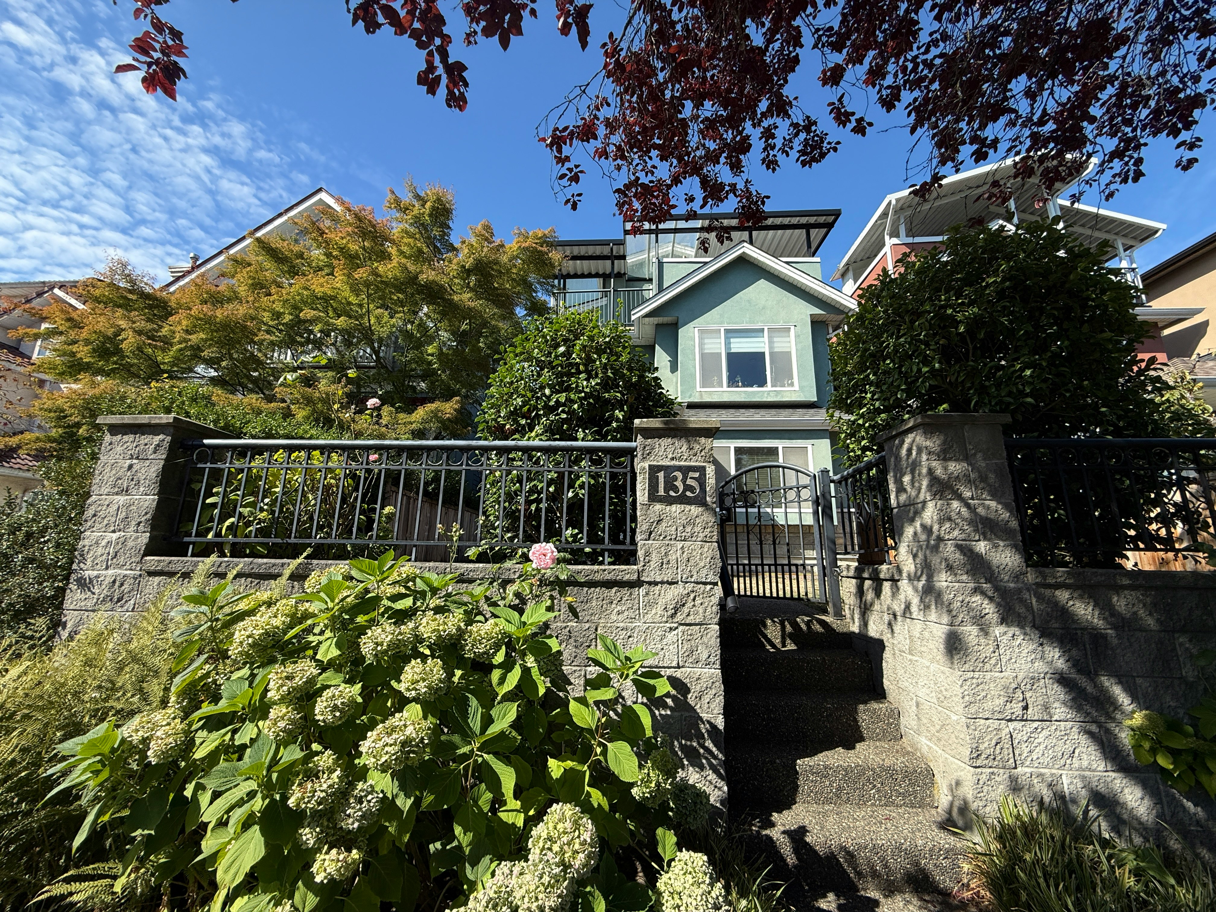 135 East 62nd Avenue, Vancouver, BC, V4M 0C3