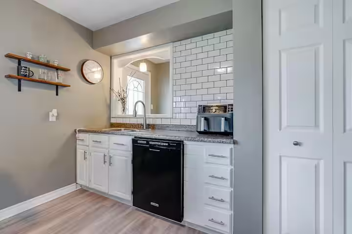 132 Ellen Avenue, Cornwall, ON, K6J 3L7 - 3