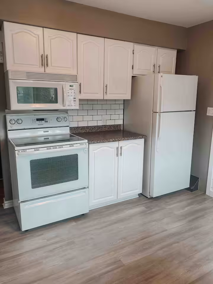 132 Ellen Avenue, Cornwall, ON, K6J 3L7 - 6