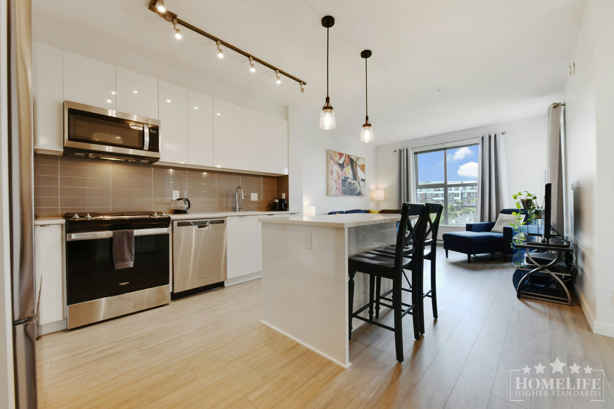 B302-8150 207 Street, Langley, BC, V2Y 4J3 - 4