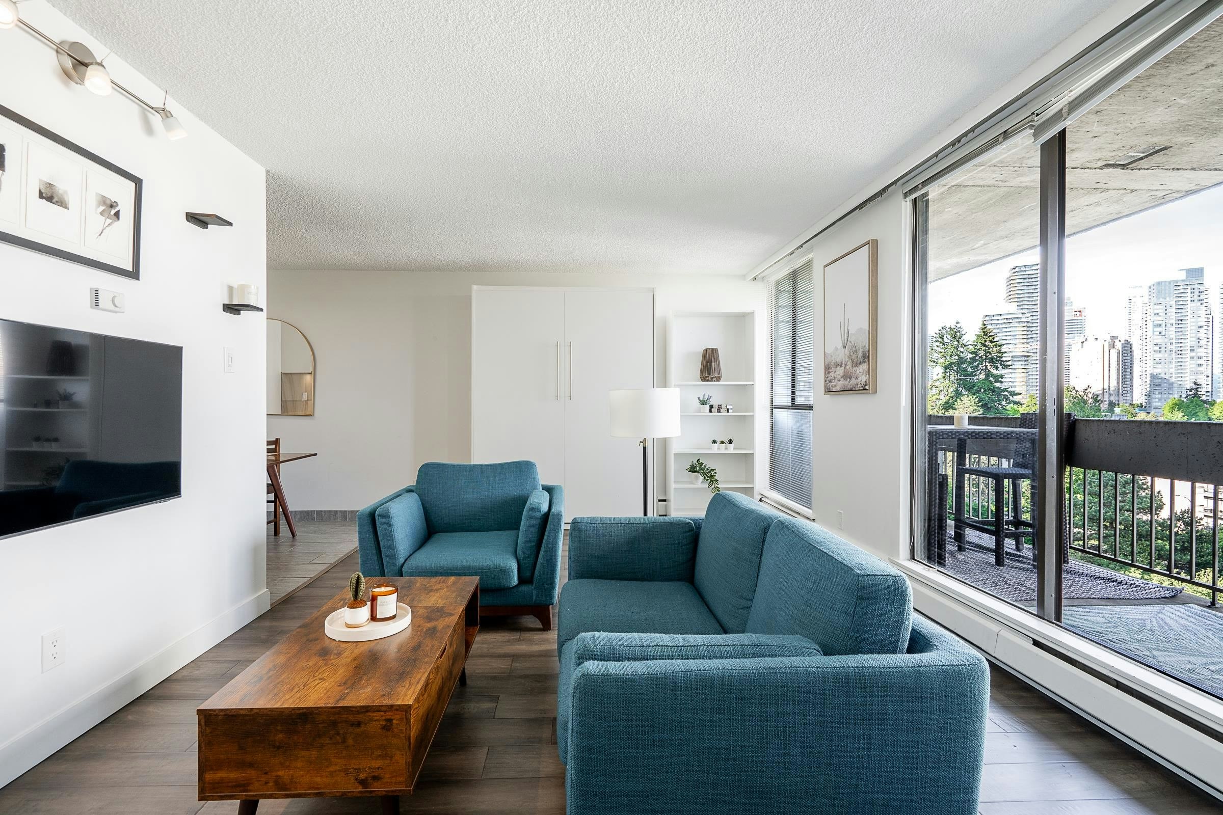 902-4105 Imperial Street, Burnaby, BC, V5J 1A6 - 2