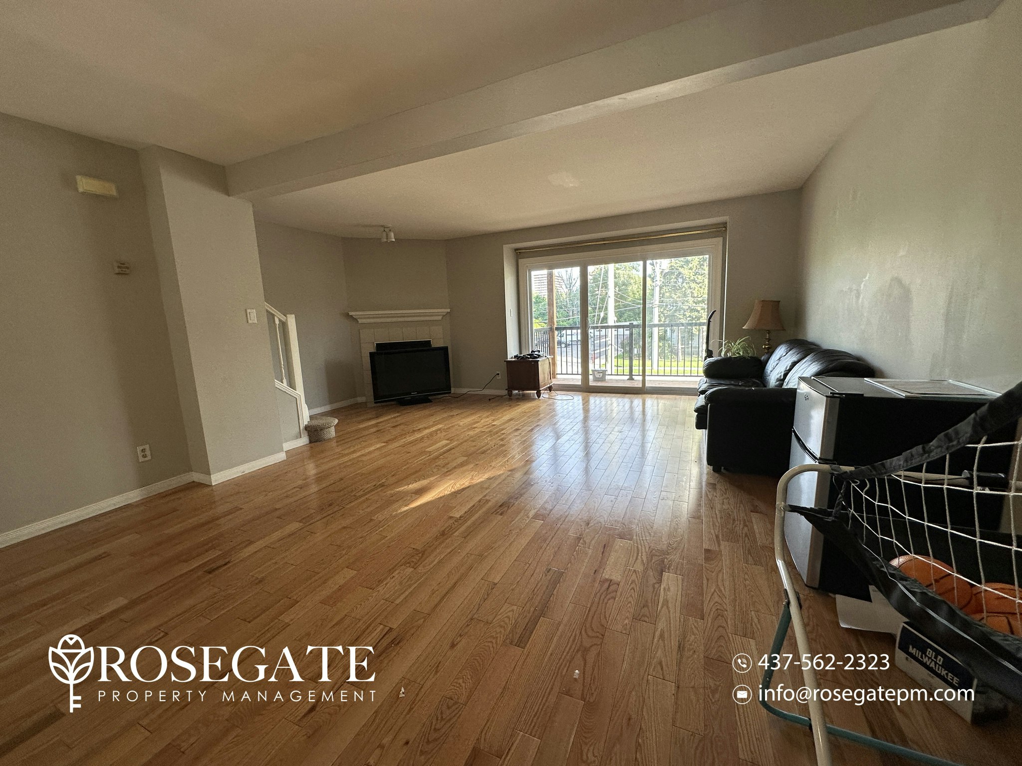 3-250 Keats Way, Waterloo, ON, N2L 6J5 - 6