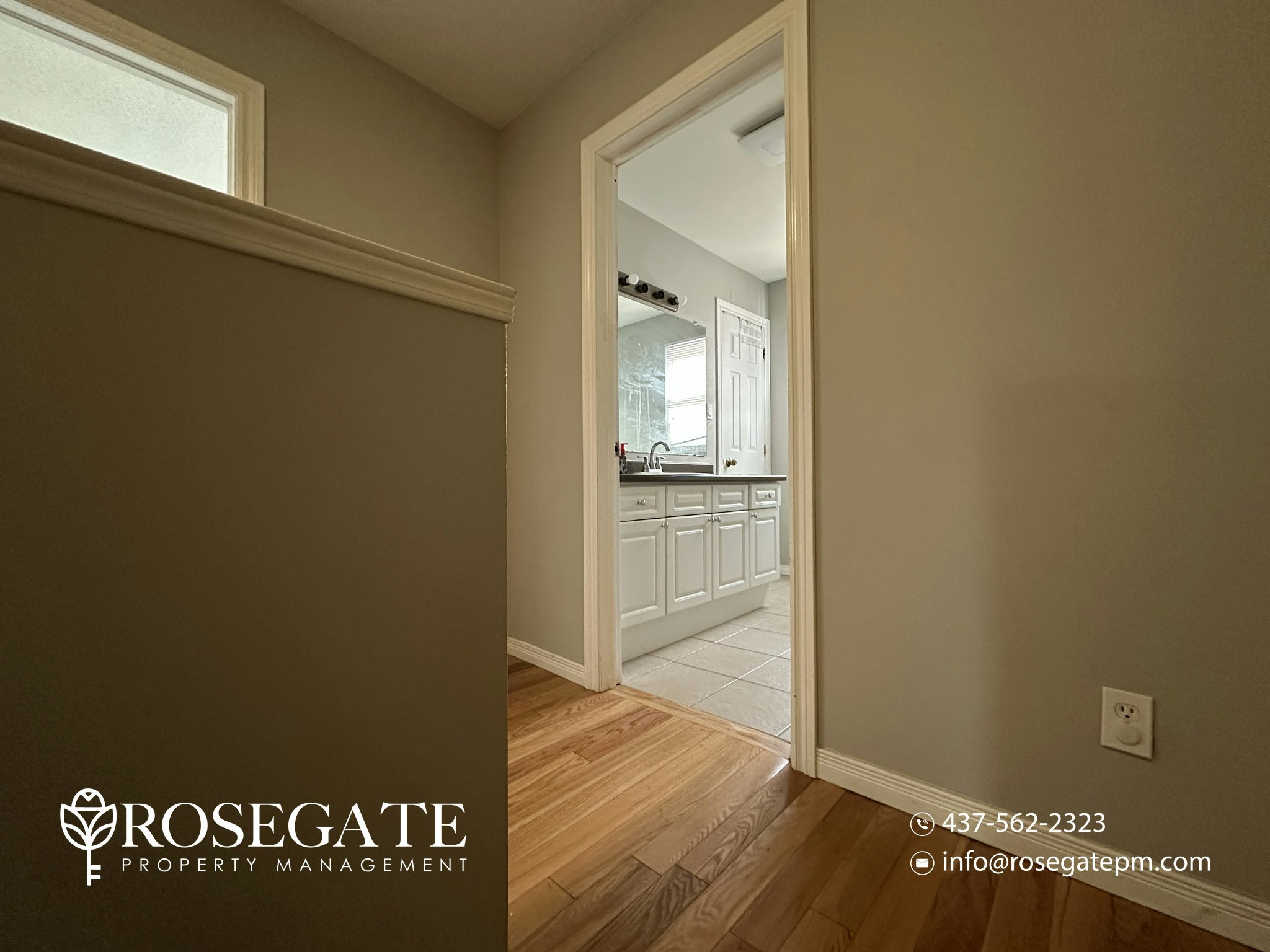 3-250 Keats Way, Waterloo, ON, N2L 6J5 - 4