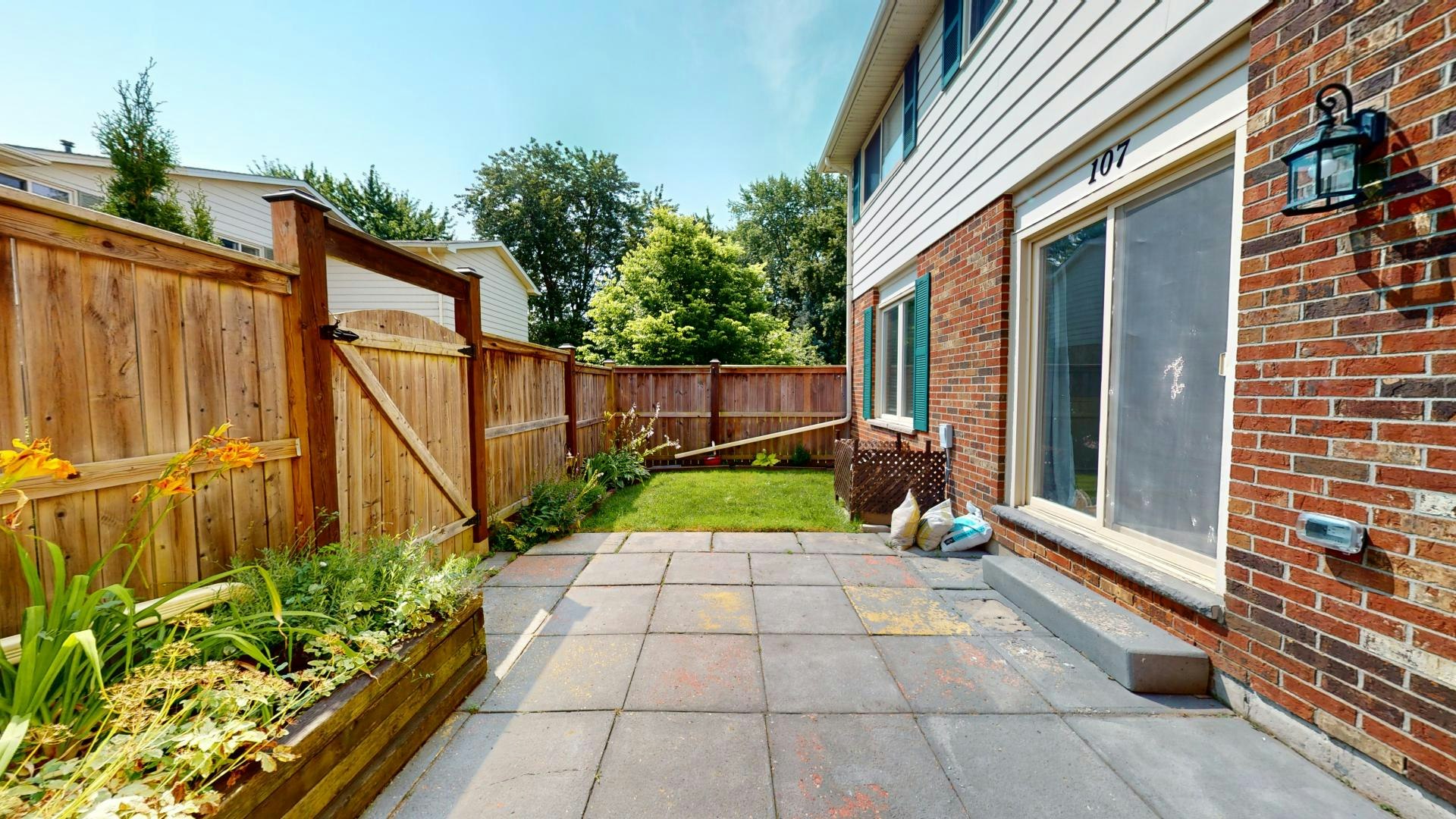 201-107 Conway Drive, London, ON, N6E 1R3 - 31