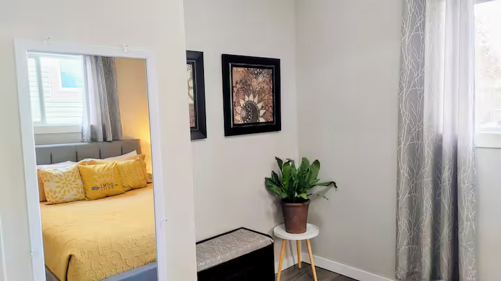 5548 44 Avenue, Red Deer, AB, T4N 3J3 - 4