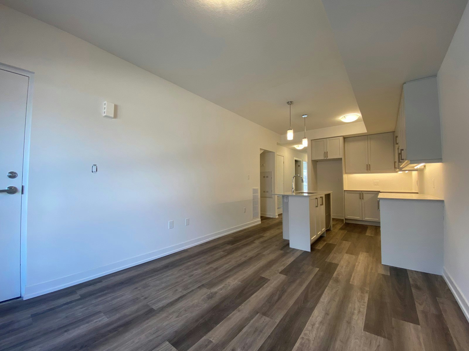 D7-10 Palace Street, Kitchener, ON, N2E 0J3 - 4