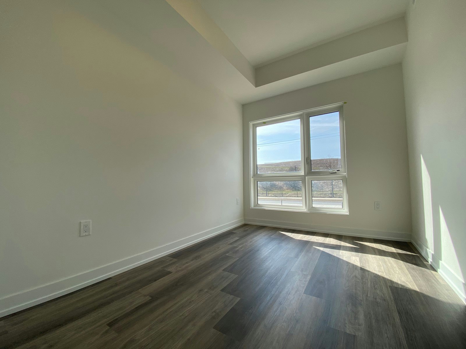 D7-10 Palace Street, Kitchener, ON, N2E 0J3 - 2