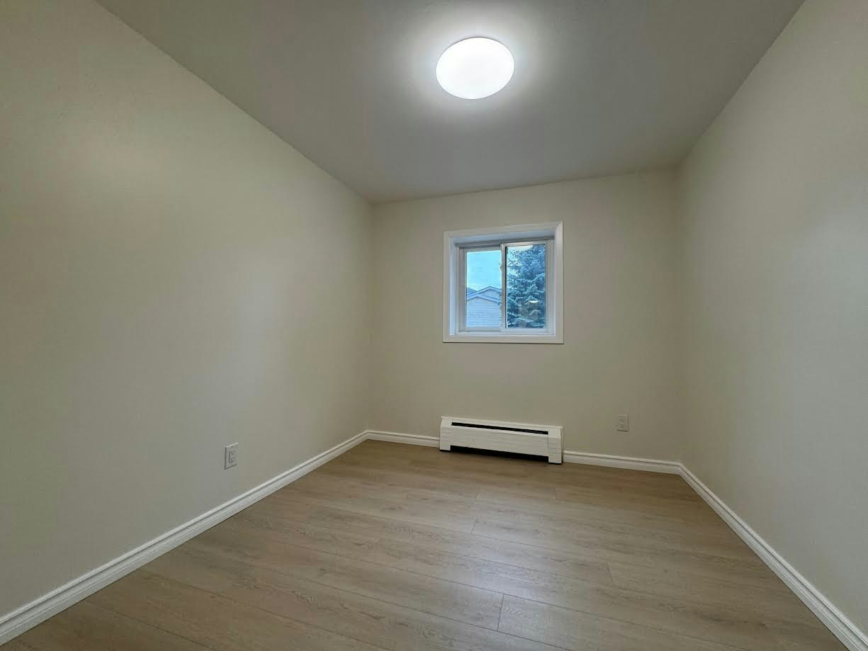 2-355 Clyde Road, Cambridge, ON, N1R 1L4 - 4