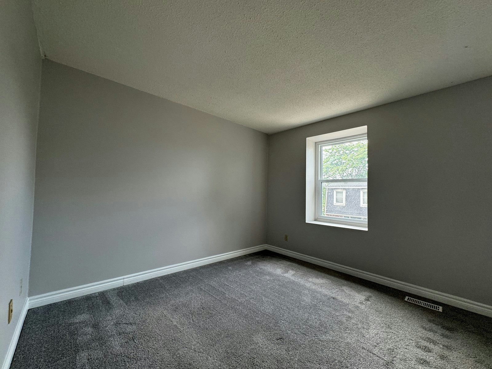 18-100 Bluevale Street North, Waterloo, ON, N2J 4M9 - 8