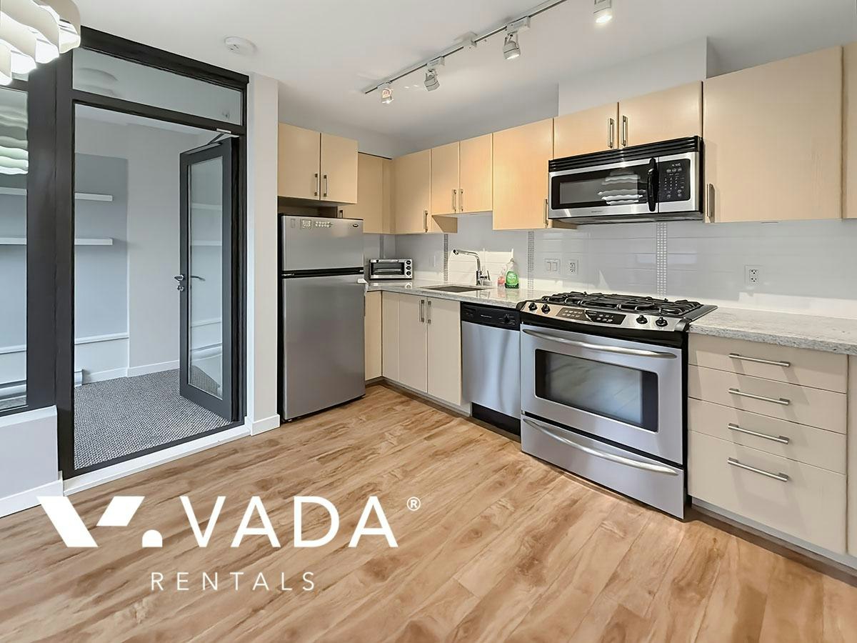 301-1068 West Broadway, Vancouver, BC, V6H 0A7 - 3