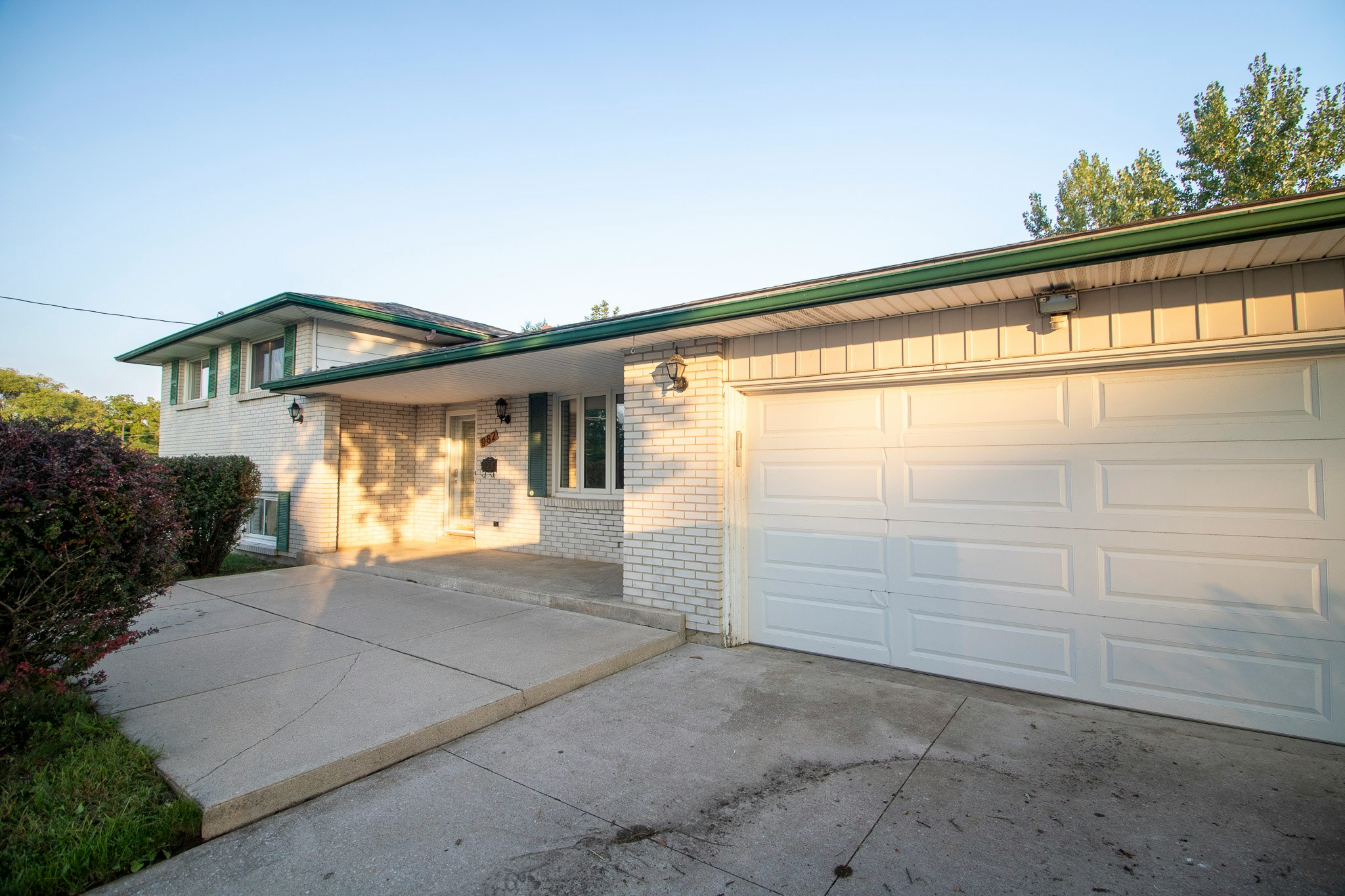 982 Oxford Street West, London, ON, N6H 1V4