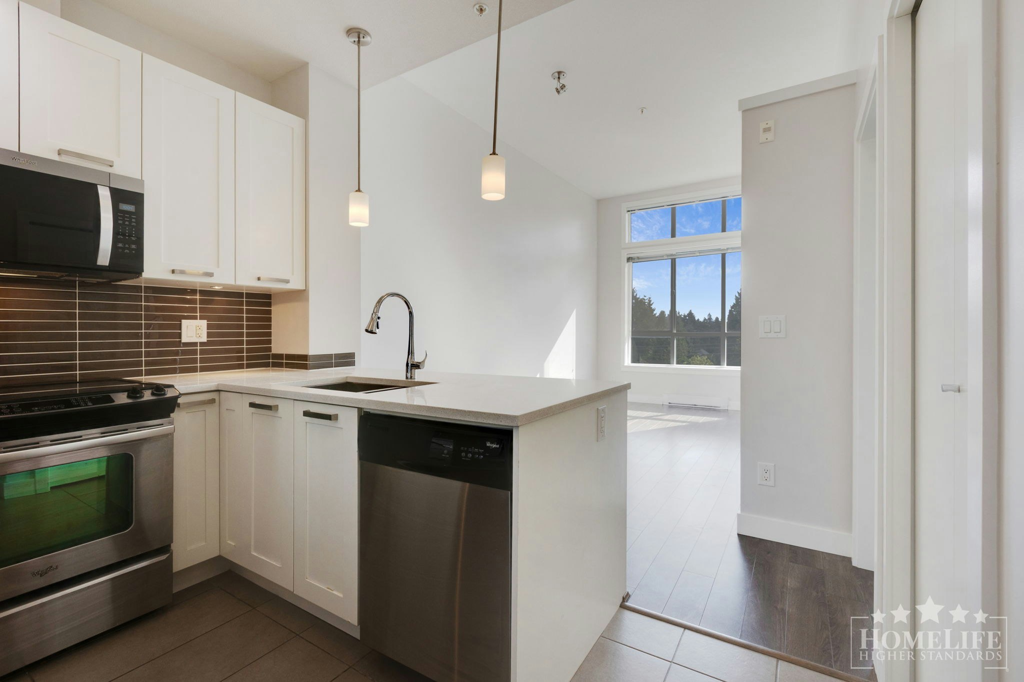 505-15388 105 Avenue, Surrey, BC, V3R 0C4 - 9