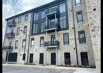 306-19 Guelph Avenue, Cambridge, ON, N3C 1A2
