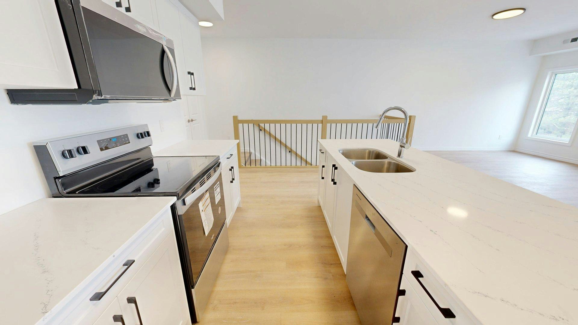 13-454 Pond Mills Road, London, ON, N5Z 4X2 - 6