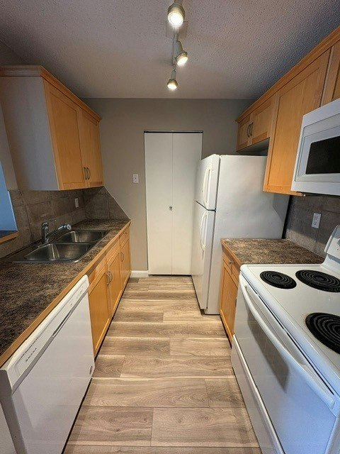 3316-13045 6 Street Southwest, Calgary, AB, T2W 5H1 - 4