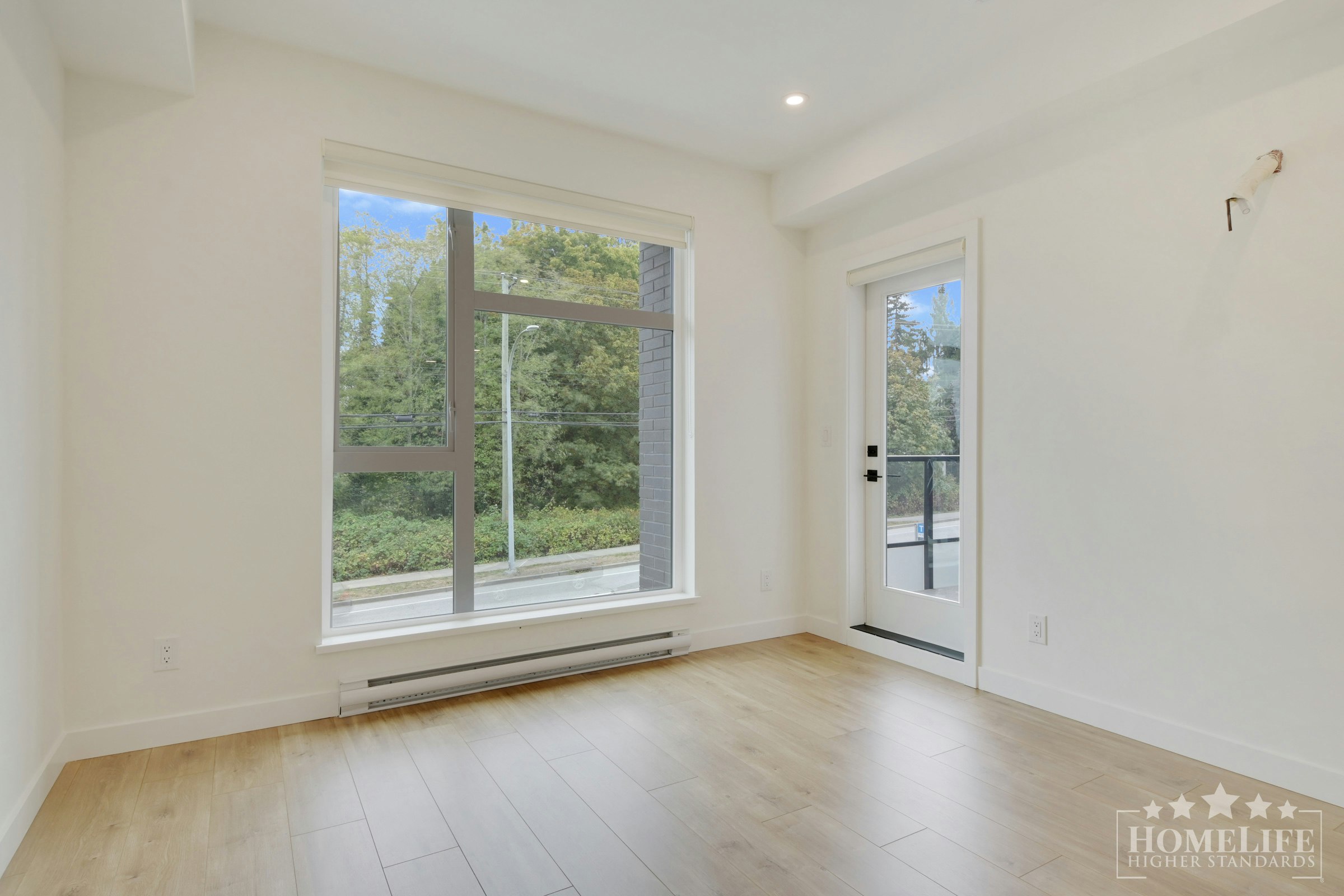 207-14398 60 Avenue, Surrey, BC, V3X 2N5 - 4