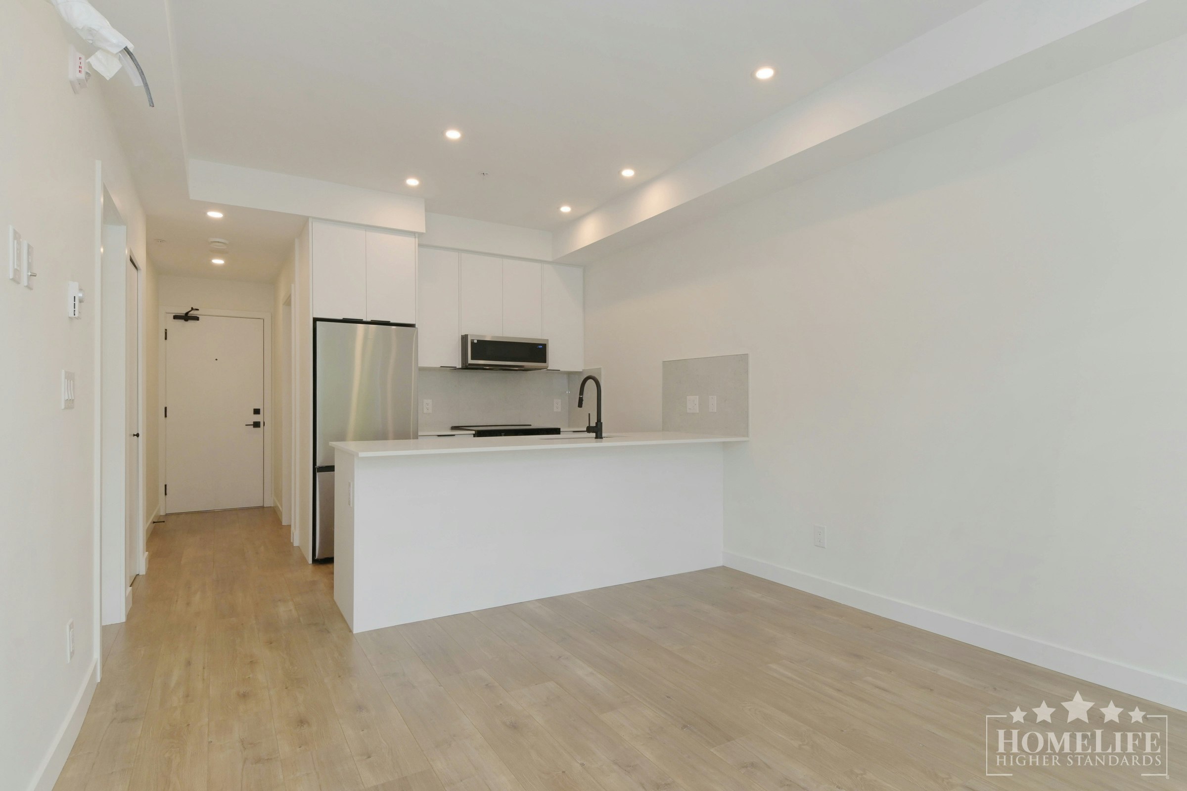 207-14398 60 Avenue, Surrey, BC, V3X 2N5 - 5