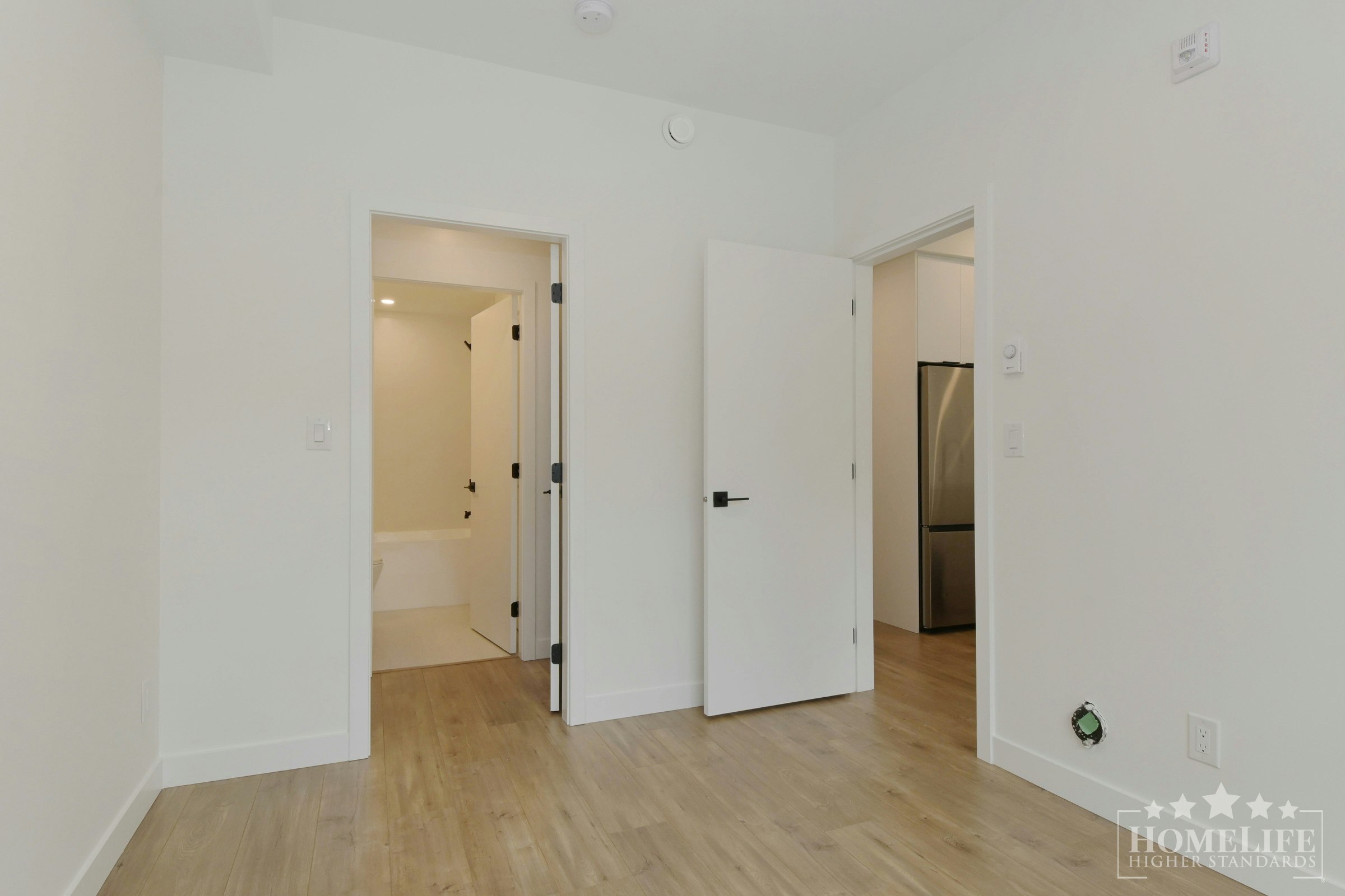 207-14398 60 Avenue, Surrey, BC, V3X 2N5 - 14