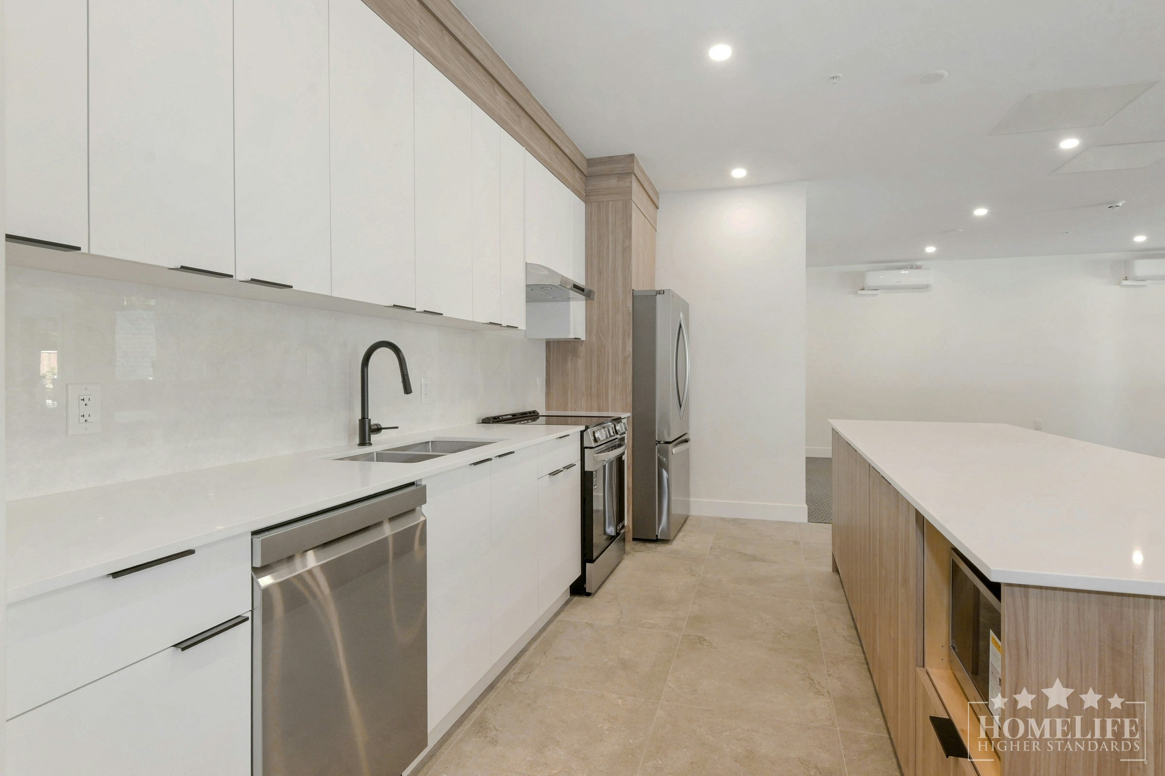 207-14398 60 Avenue, Surrey, BC, V3X 2N5 - 24