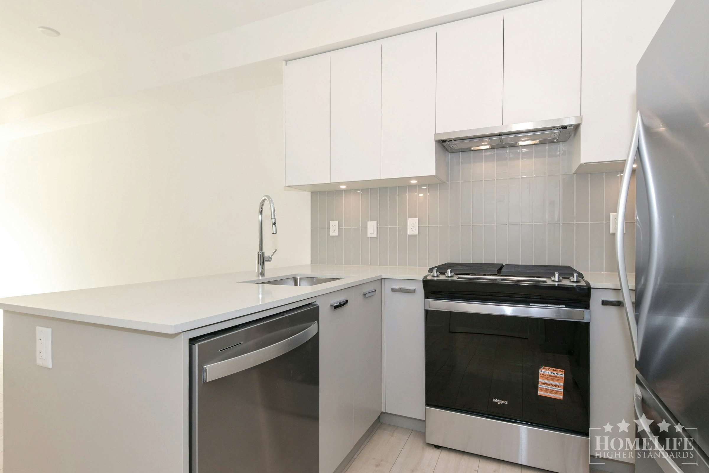 117-13777 75a Avenue, Surrey, BC, V3W 3W4 - 10