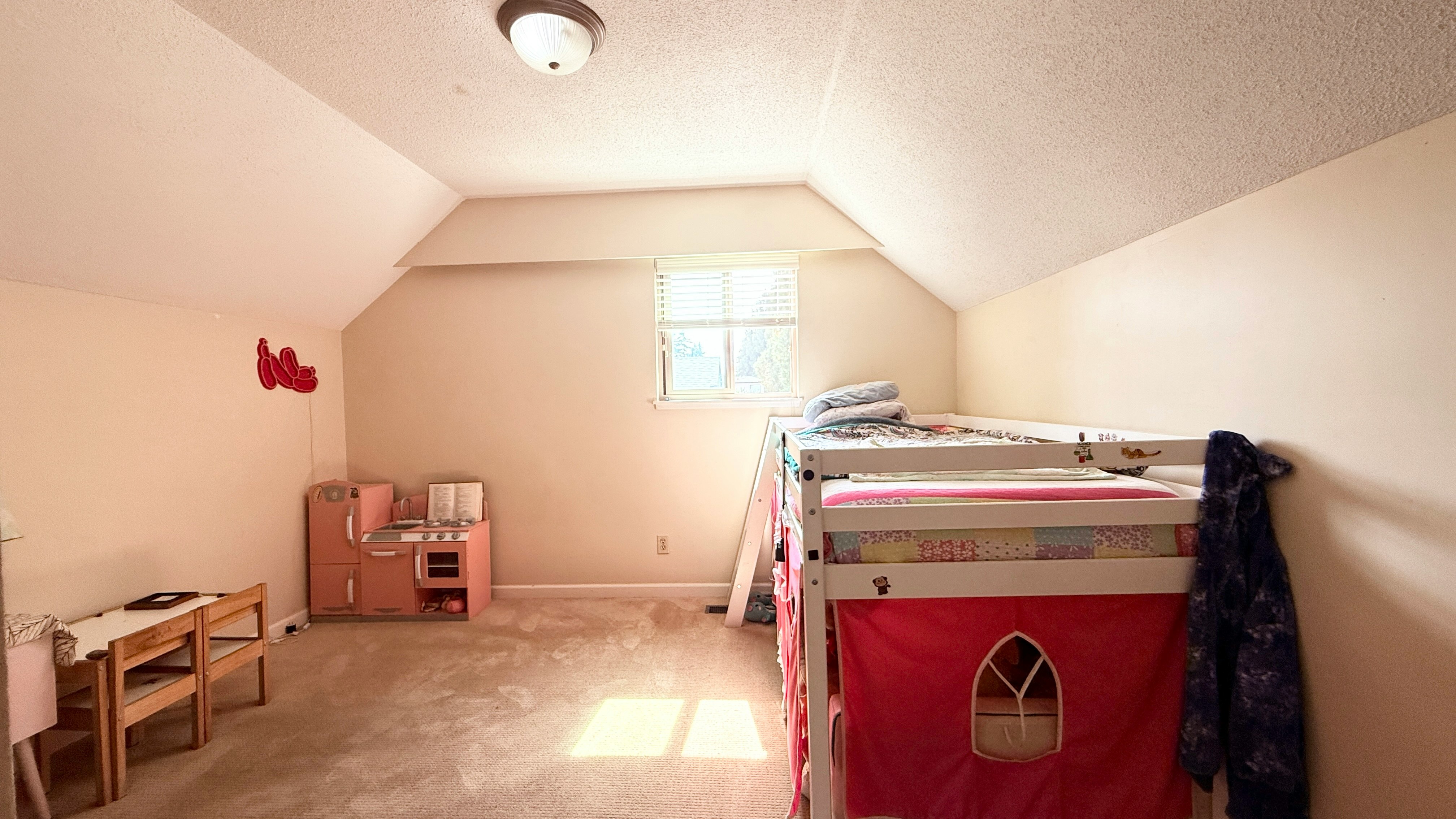 305 52a Street, Delta, BC, V4M 2Z7 - 8