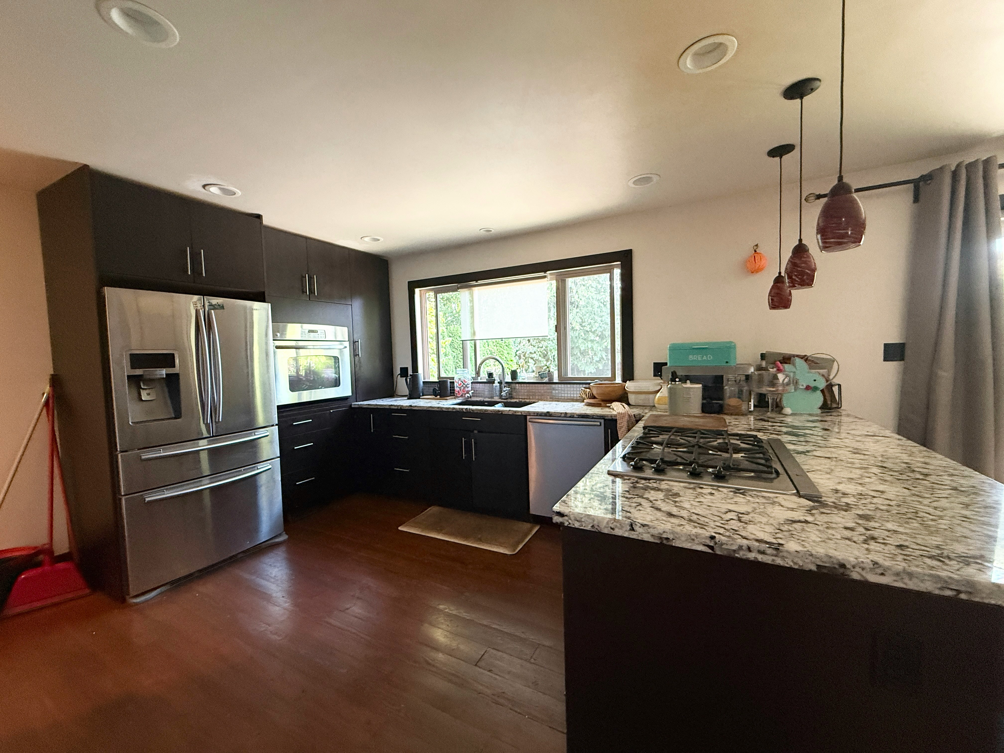 305 52a Street, Delta, BC, V4M 2Z7 - 5