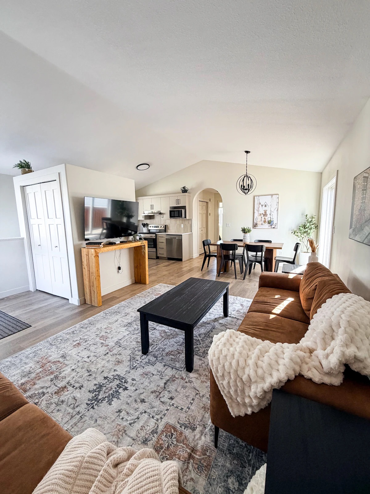 10725 74 Avenue, Grande Prairie, AB, T8W 2T2 - 30
